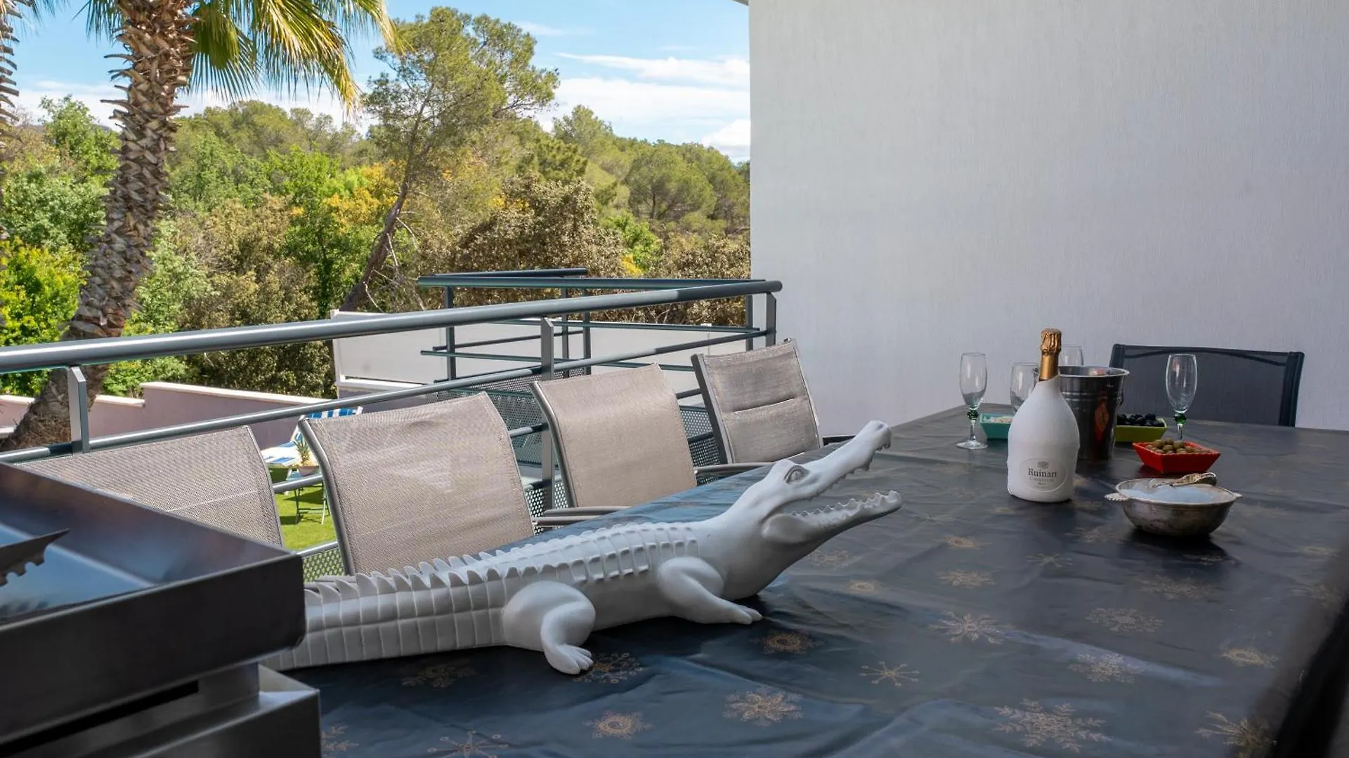 Villa Luxe & Eco -Reve Et Nature Pool Et Spa Roquebrune-sur-Argens 0*,  France